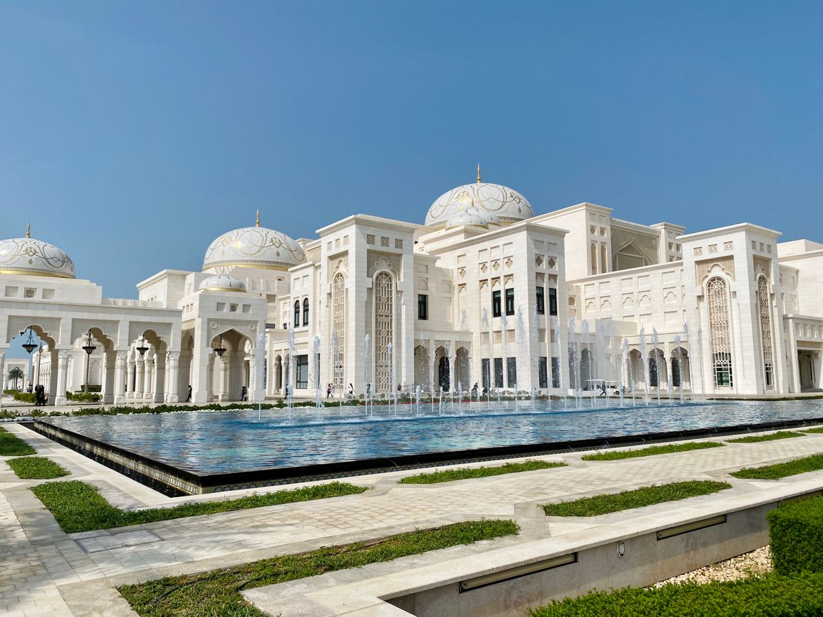 Qasr Al Watan - essential stop on Abu Dhabi city tour from Dubai